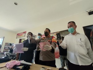 4 Eks Karyawan Bersenjata Rampok Brankas Minimarket di Depok