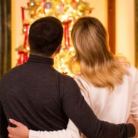 Sementara itu Volodymyr dan timnya bertahan di kantor kepresidenan untuk memantau situasi. Foto: Instagram/@olenazelenska_official