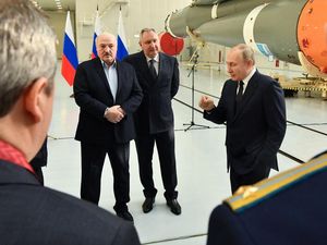 Belarusia: Nuklir Rusia 3 Kali Lebih Kuat dari Bom Hiroshima