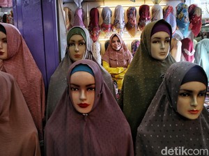 Dagang Lintas Negara Dibatasi, Produk Tekstil Lokal Laku Keras di e-Commerce