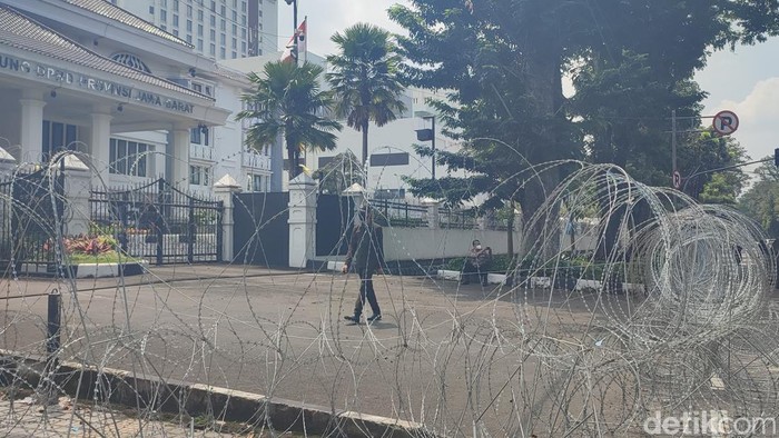 Suasana DPRD Jabar jelang demo.