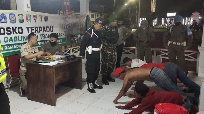 10 Sejoli mesum di Indekos Bone saat ramadan diamankan petugas gabungan (Dok. Istimewa)