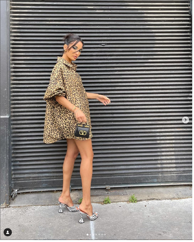 Amina Muaddi menyelesaikan pendidikan desain di European Institute of Design, Milan. Dia kemudian menjadi asisten stylist di sejumlah majalah ternama seperti Vogue Italia, Conde Nast dan GQ. Foto: Dok. Instagram Amina Muaddi