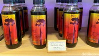 Ini adalah produk organik andalan di Casa de Rote. Madu nektar lontar yang rasanya manis asam dan punya banyak manfaat kesehatan.