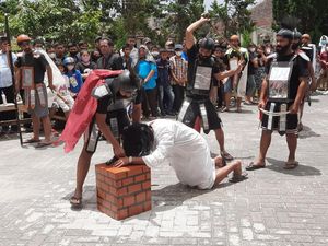 Perenungan Jumat Agung di Humbahas Dilaksanakan dengan Teatrikal