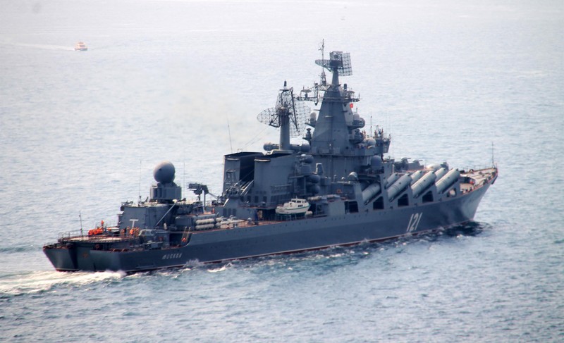 Kemenhan Rusia menyatakan kapal perang Moskva telah tenggelam setelah sempat terbakar hebat di Laut Hitam. Ini penampakan kapal itu saat masih beroperasi.
