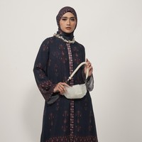 Inlah koleksi baju Lebaran 2022 dari para desainer busana muslim di acara Lazada Amanah Fahion Show 2022. Desainer yang ikut memamerkan karyanya di antaranya, Elzatta, Zoya, dan ZM by Zaskia Mecca. Foto: dok. Lazada.