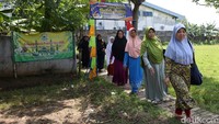 Setelah membaca Iqro pengajian dilanjutkan dengan belajar tentang Fiqih. Fiqih adalah salah satu bidang ilmu dalam syariat Islam yang secara khusus membahas persoalan hukum yang mengatur berbagai aspek kehidupan manusia, baik kehidupan pribadi, bermasyarakat maupun kehidupan manusia dengan Allah SWT.