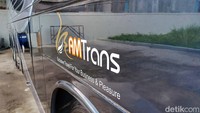 Masyarakat pun juga bisa menggunakan bus tersebut dengan sangat private.