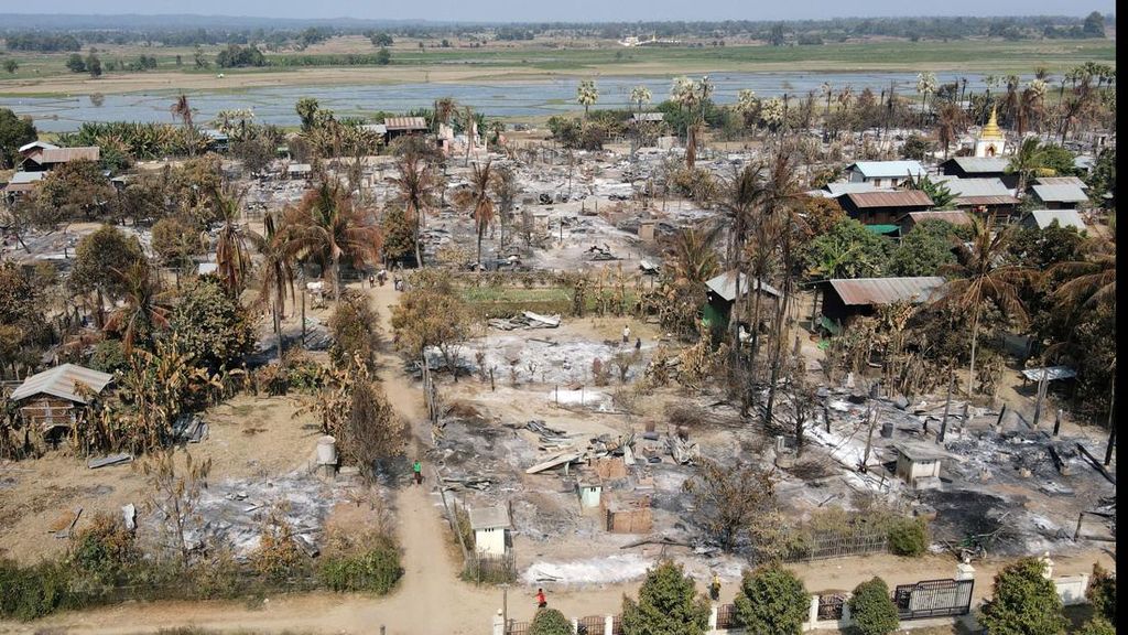 Potret Desa-desa yang Dibakar Junta Militer Myanmar