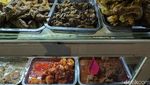 Harum Nasi Uduk dengan Lauk Semur Jengkol