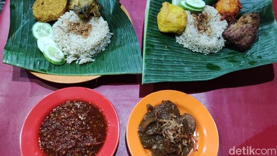 Harum Nasi Uduk dengan Lauk Semur Jengkol