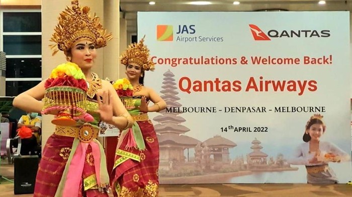 qantas airways buka penerbangan langsung ke bali