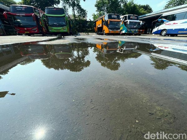 Suasana Terminal Cileungsi Bogor yang Masih Sepi Penumpang