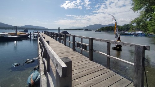 Daerah tempat wisata (DTW) Teluk Gilimanuk yang berada di Kelurahan Gilimanuk, Kecamatan Melaya, Kabupaten Jembrana, Bali, Rabu (13/4/2022)