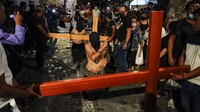 Peringatan ini bisa dilakukan kapan saja, tetapi paling umum dilakukan pada masa Pra-Paskah, terutama pada Hari Jumat Agung dan pada Jumat malam selama masa Pra-Paskah.  