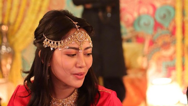 Gaya Rachel Vennya Bukber Bareng Bestie yang Bikin Netizen Tanya Soal Salat