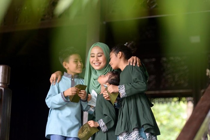 Ilustrasi Keluarga Muslimah Ilustrasi Keluarga Muslimah