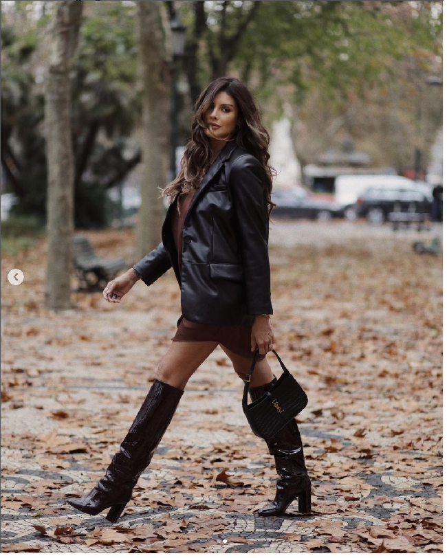 Pada 2020 melalui unggahan di media sosial, Magali mengatakan mereka berpisah. Namun pada Desember 2021 ini dia mengunggah foto kebersamaan dengan pemain Boca Junior itu saat Natal. Foto: Dok. Instagram