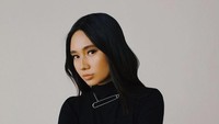 Niki Zefanya jadi musisi Indonesia pertama yang berhasil tampil di Coachella. Dirinya mengaku bangga mendapatkan kesempatan yang begitu istimewa. Foto: Instagram/nikizefanya