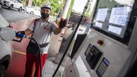 Selain itu, sambung Alfian, pelonggaran aturan perjalanan membuat mobilisasi masyarakat cenderung meningkat. Hal itu menjadikan konsumsi avtur di satgas 2022 diprediksi meningkat hingga 57% dibanding tahun 2021, yaitu dari 5.434 KL per hari menjadi 8.527 KL per hari.