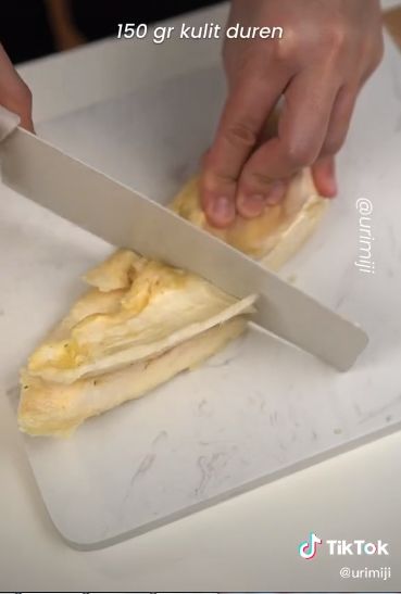 Serabi Petulo dari Kulit Durian
