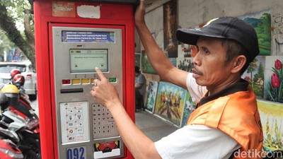 Disentil Ridwan Kamil, Begini Kondisi Mesin Parkir di Kota Bandung