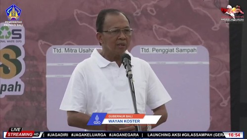 tangkapan layar Gubernur Bali Wayan Koster dalam peluncuran aksi #GilasSampah, Minggu (17/4/2022).