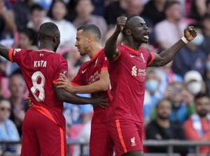 Liverpool Selangkah Maju ke Mimpi Quadruple