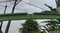 Katanya, cerita Wong Sagati sebagai penyebar agama Islam diturunkan oleh para orang tua. Cerita itu terus menyebar hingga keluar Kabupaten Lebak.
