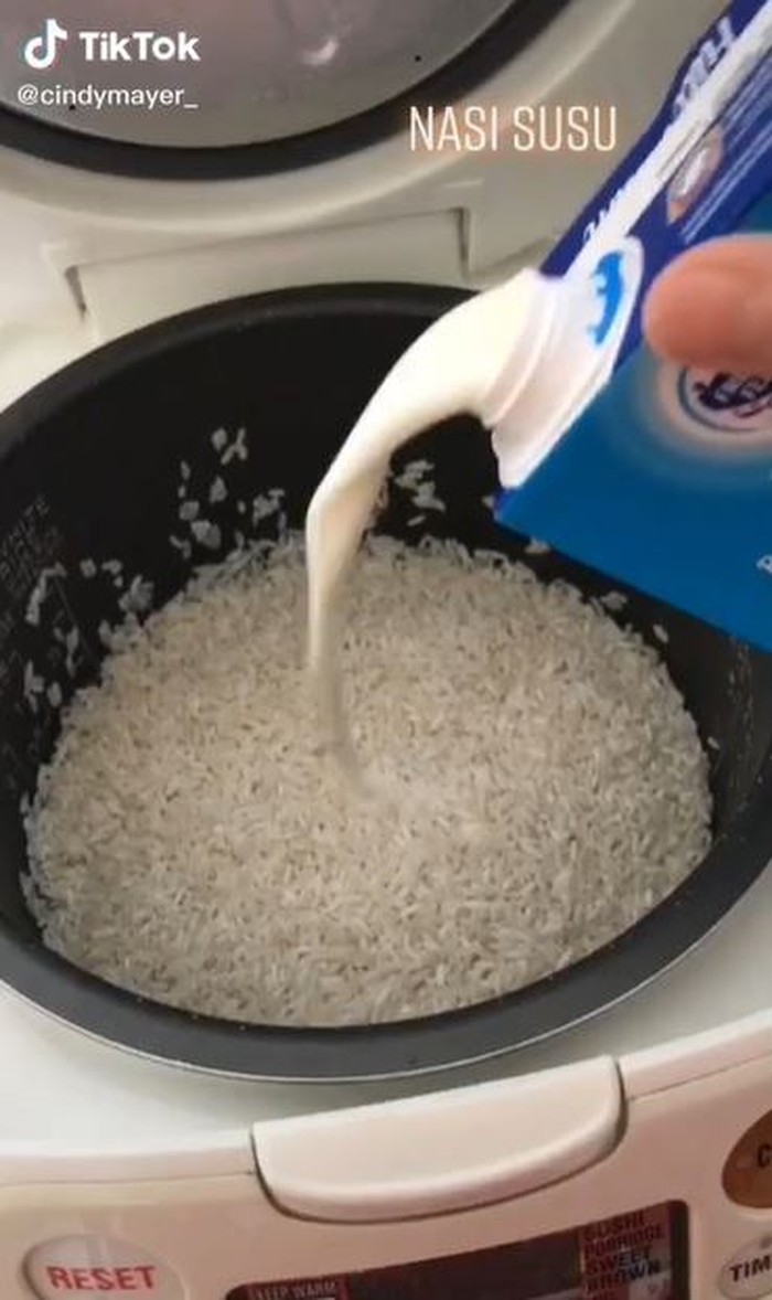 Masak nasi nyeleneh