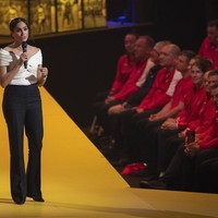 “Merupakan kehormatan bagi saya untuk memperkenalkan seseorang yang saya pikir Anda semua akan sangat senang mendengarnya. Dia juga menghabiskan banyak waktu larut malam dan dini hari untuk merencanakan permainan ini untuk membuatnya sesempurna mungkin untuk kalian semua,” ungkap Meghan. Foto: dok. AP