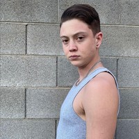 Dia mengaku dua bulan pertama perubahan sangatlah sulit. Dan itu sampai aku melihat perubahan fisik..Mentalku saat akhirnya aku bangun dan mulai merasa hidup, tuturnya .Foto: Instagram/@nathanwestling