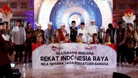 Acara itu dihelat di Pendopo kediaman Jend (TNI) Purn Ryamizard Ryacudu sebagai Ketua Dewan Pembina Rekat Indoneaia Raya, di Puri Wira Bhakti Komplek Kostrad, Kota Bekasi, Sabtu (16/4/2022). Sekitar 150 tokoh dari berbagai elemen masyarakat menghadiri acara tersebut, seperti Mantan Wakil Presiden Indonesia  ke-6 Jend (TNI) Purn Try Sutrisno, Mantan Kasad Jenderal TNI Agustadi beserta puluhan purnawirawan lainnya.