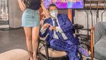 Mutiara Danisa, Aspri Hotman Paris Ke-40 Bergaya Anggun Saat Kulineran