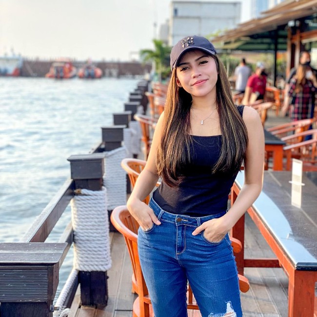 Mutiara Danisa adalah aspri ke-40. Ia sebelumnya beprofesi sebagai pramugari. Foto: Instagram @mutiaradhanisa