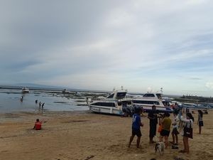 Libur Paskah, 1.500 Orang/Hari Menyeberang dari Pelabuhan Sanur