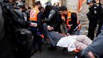 Polisi Israel Patroli di Yerusalem Usai Bentrokan di Masjid Al-Aqsa