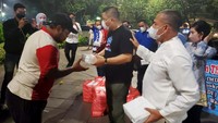 Tak hanya partai, Hal yang sama juga dilakukan oleh organisasi masyarakat (Ormas) Partai Demokrat, Insan Muda Demokrat Indonesia (IMDI). Ia melakukan santuan anak yatim dan Sahur on The Road dengan menyapa warga kurang mampu di Ibu Kota.