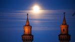 Terpesona Cantiknya Pink Moon di Langit Indonesia-Jerman