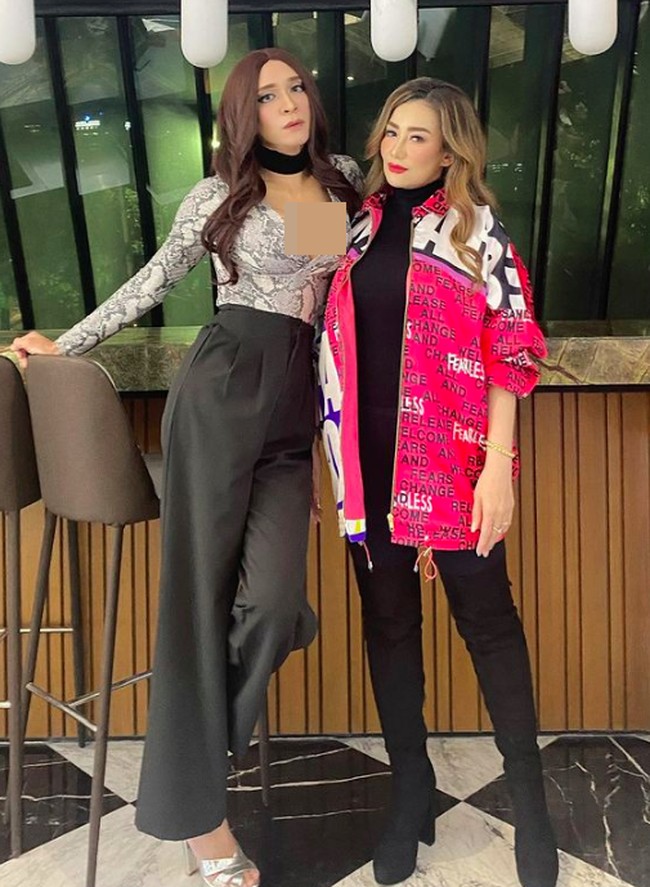 Inilah potret feminin Aming dengan Reza Artamevia. Foto: dok. Instagram/@amingisback