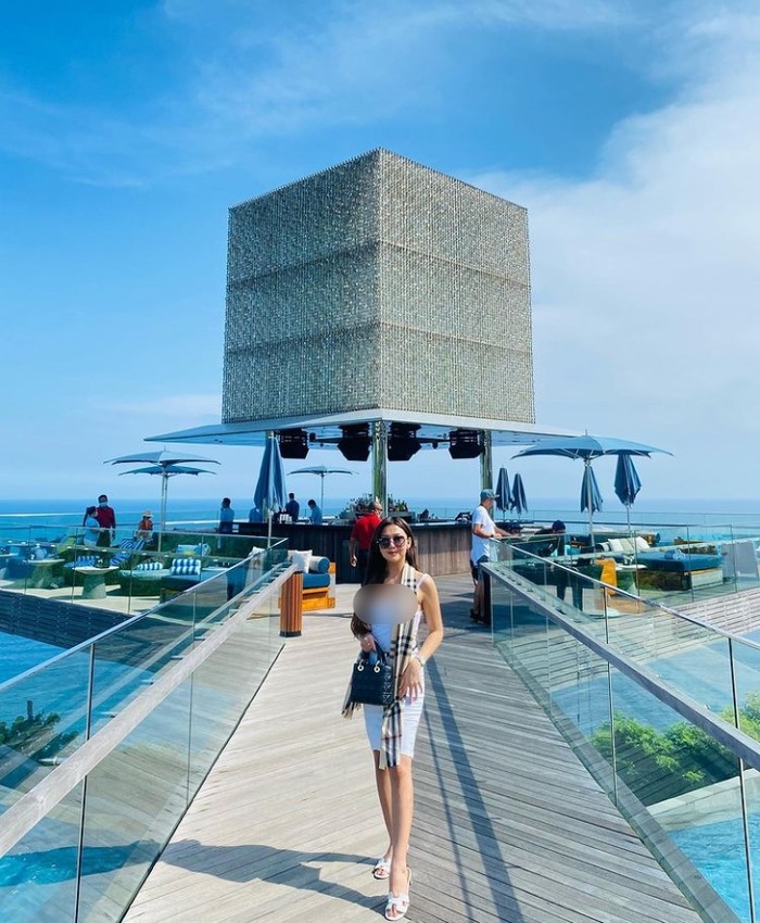 Ini Intan Permata, Aspri ke-42 Hotman Paris yang Doyan Floating Breakfast