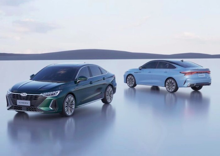 Chery Arrizo 8