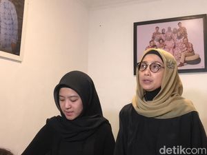 Kenangan Ibunda dalam Memori Desy Ratnasari