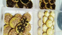 Dijual di halaman rumah, Martabak Mini Remut dibuat dengan resep rumahan. Ada topping keju, meises hingga chocochips harganya dibanderol mulai dari Rp 5 ribu. Foto: Istimewa