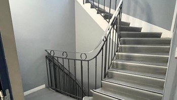 Apakah kamu melihat yang janggal? Foto: Reddit