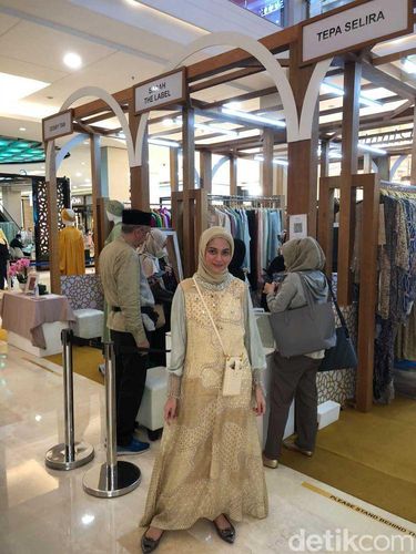 Foto Sarah Syatha, pemilik Sarah The Label.