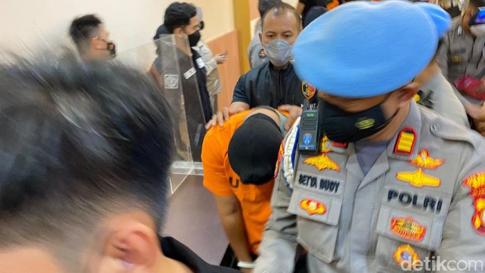 Konferensi pers Polrestabes Makassar terkait kasus Kasatpol PP Makassar tembak mati pegawai Dishub.