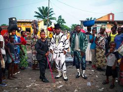 La Sape Hidup Susah yang Penting Gaya Tuai Kritik Hingga Pujian