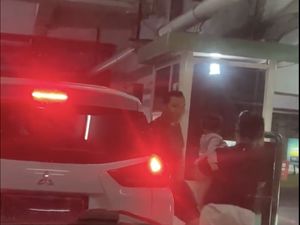 Petugas Parkir Tak Kasih Lewat Xpander Tanpa Tiket, Pelat dan STNK Beda: Sudah Sesuai Prosedur
